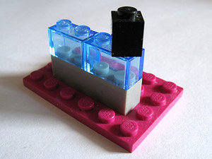Огромную коробку с конструктором LEGO!