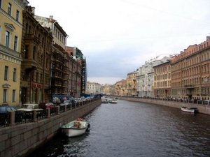 переехать в питер