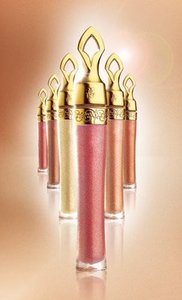 Попробовать и возможно подобрать себе оттенок из Terracotta Gloss & Shine (Guerlain)