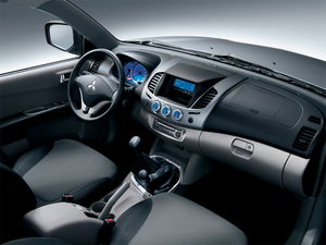 нучиться ездить на механике