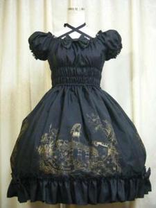 платье в стиле gothic lolita