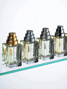 ароматы от The Different Company: Osmanthus,Un Parfum des Sens et Bois