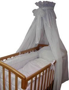 Детское постельное белье в кроватку