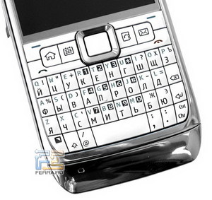 белую панельку для nokia E71