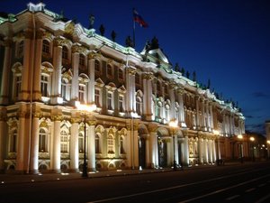 Поехать в Питер