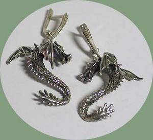 сериги с драконами