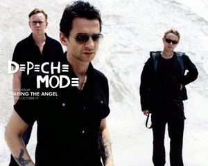 Сходить на концерт Depeche Mode