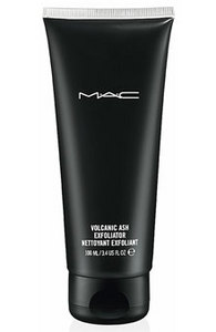 скраб для лица Volcanic Ash Exfoliator, MAC