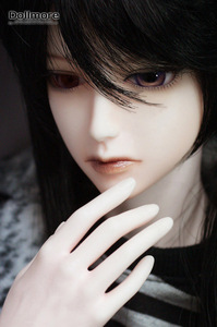 Dollmore Model Doll - Uri Rich