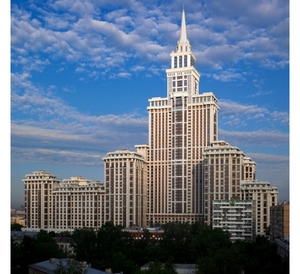 большая квартира в центре Москвы)