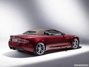 Aston Martin DBS Volante