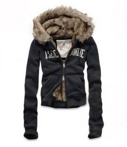Кофта с мехом Abercombie & Fitch