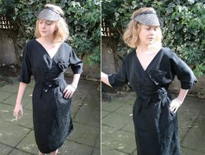 Черное платье с бантом в стиле New Look