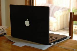 Macbook in black