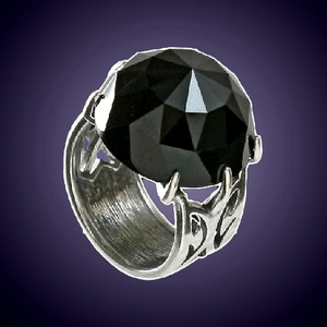кольцо с черным камнем, 17 размер