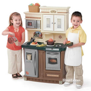 Step 2 LifeStyle™ New Traditions Kitchen