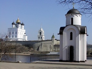 Удачно съездить в Псков в декабре