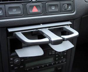 Подстаканник  в WV Bora