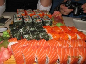 Суши и роллы