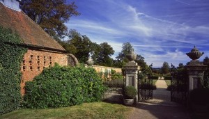 Весной поехать в Англию, остановиться в Four Seasons Hotel Hampshire