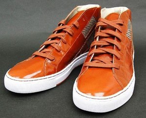 Кеды хочу.Рыжие... *_*