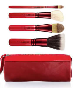 Набор кистей MAC Adoring Carmine: 4 Face Brushes