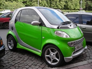 Мини машинка Smart fortwo (ярко-зелёный)