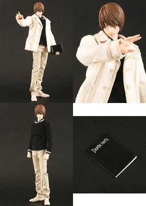 Death Note: Light Yagami 12" RAH Action Figure