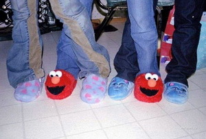 Пару домашних туфель (они же тапки, они же pantofole)