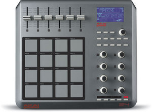 Akai MPD 24