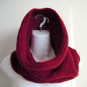 claret tubе scarf