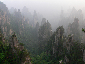 Горы Улинъюань и Национальный парк Чжанцзяцзе (Южный Китай)
