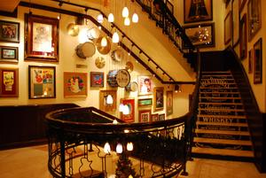 отметить совершеннолетие в Hard Rock Cafe