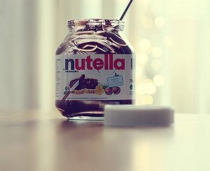 шоколадная паста Nutella