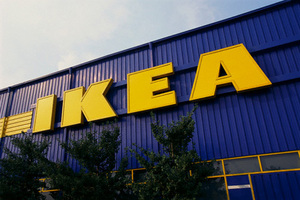 побывать в IKEA