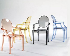 стул из прозрачного пластика  KARTELL LOUIS GHOST 4852