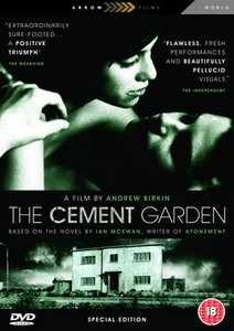 фильм "The Cement Garden"