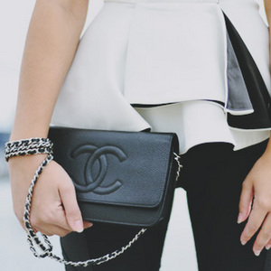 bag and chain