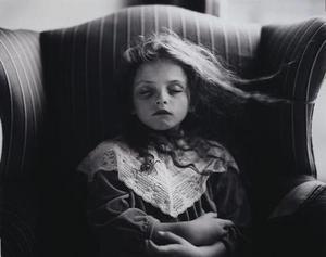 распечатать фотографии sally mann и повесить