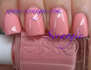 Essie Van D`go