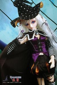 Halloween Leira