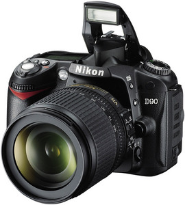 NIKON D90