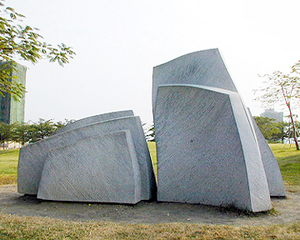 To visit Kaohsiung Museum of Fine Arts