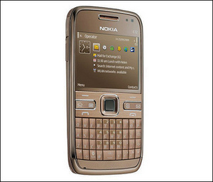 Nokia E72