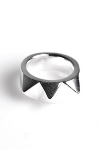 han cholo - big spiked ring (silver)