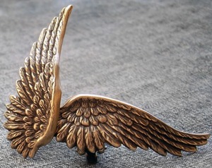 серьги-крылья