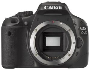 Canon EOS 550D Body или Canon EOS 550D Kit