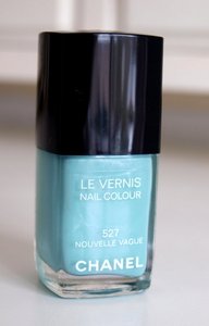 Лак Chanel 527 Nouvelle Vague