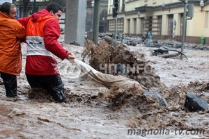 поработать хоть немного в отделе ликвидации последствий стихийных бедствий