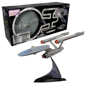 модель USS Энтерпрайз NCC-1701